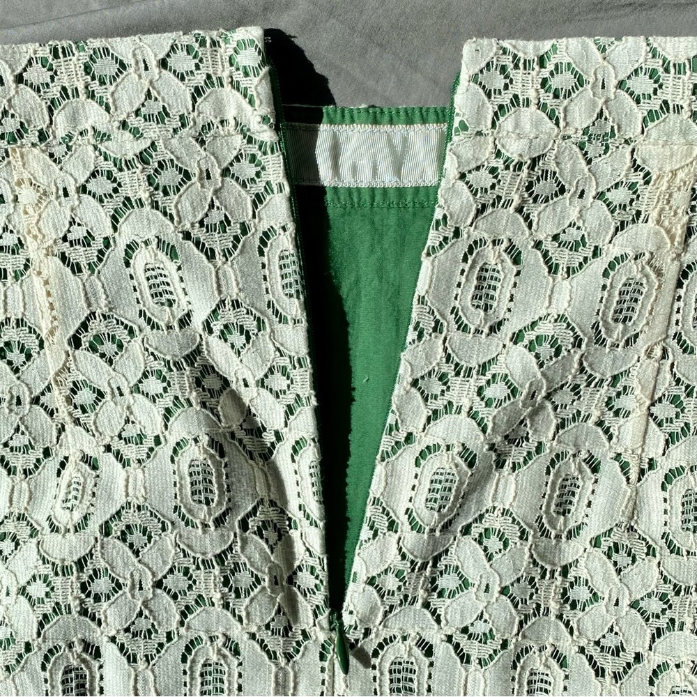 EDME & ESYLITE for ANTHROPOLOGIE ‘Aine’ Lace Overlay Pencil Skirt NWOT Size 8 - Picture 6 of 9